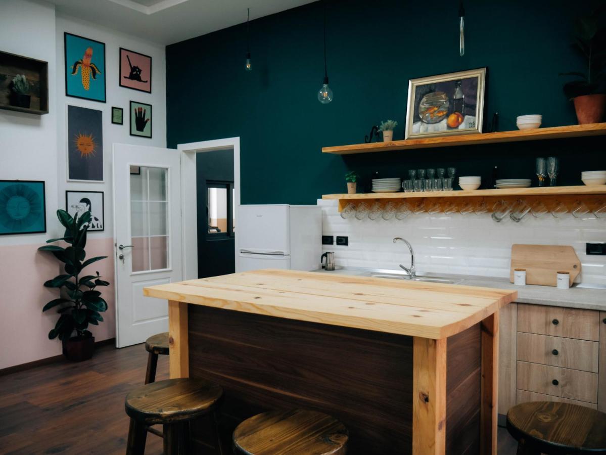 טיראנה The Maze Hostel מראה חיצוני תמונה
