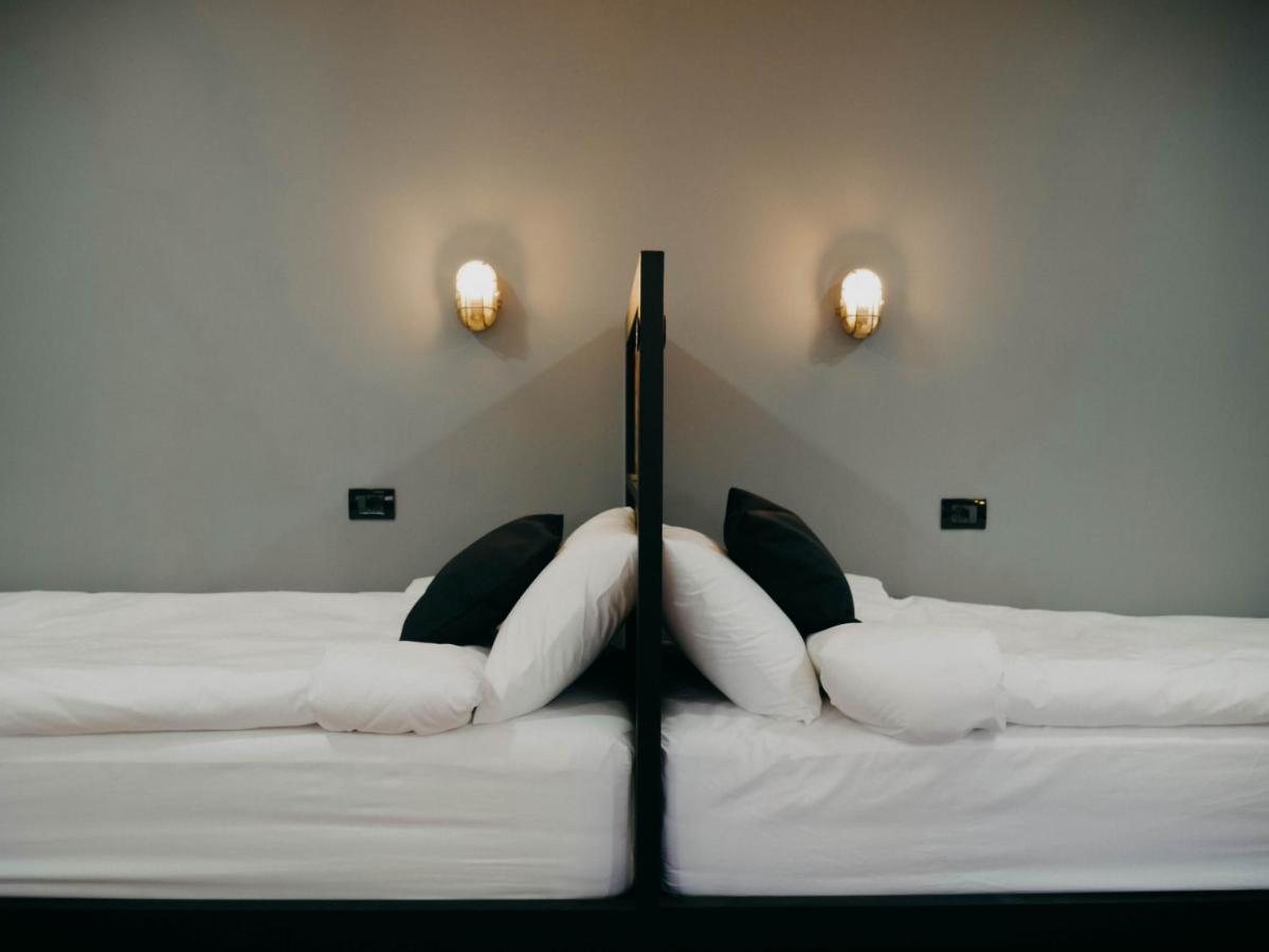 טיראנה The Maze Hostel מראה חיצוני תמונה