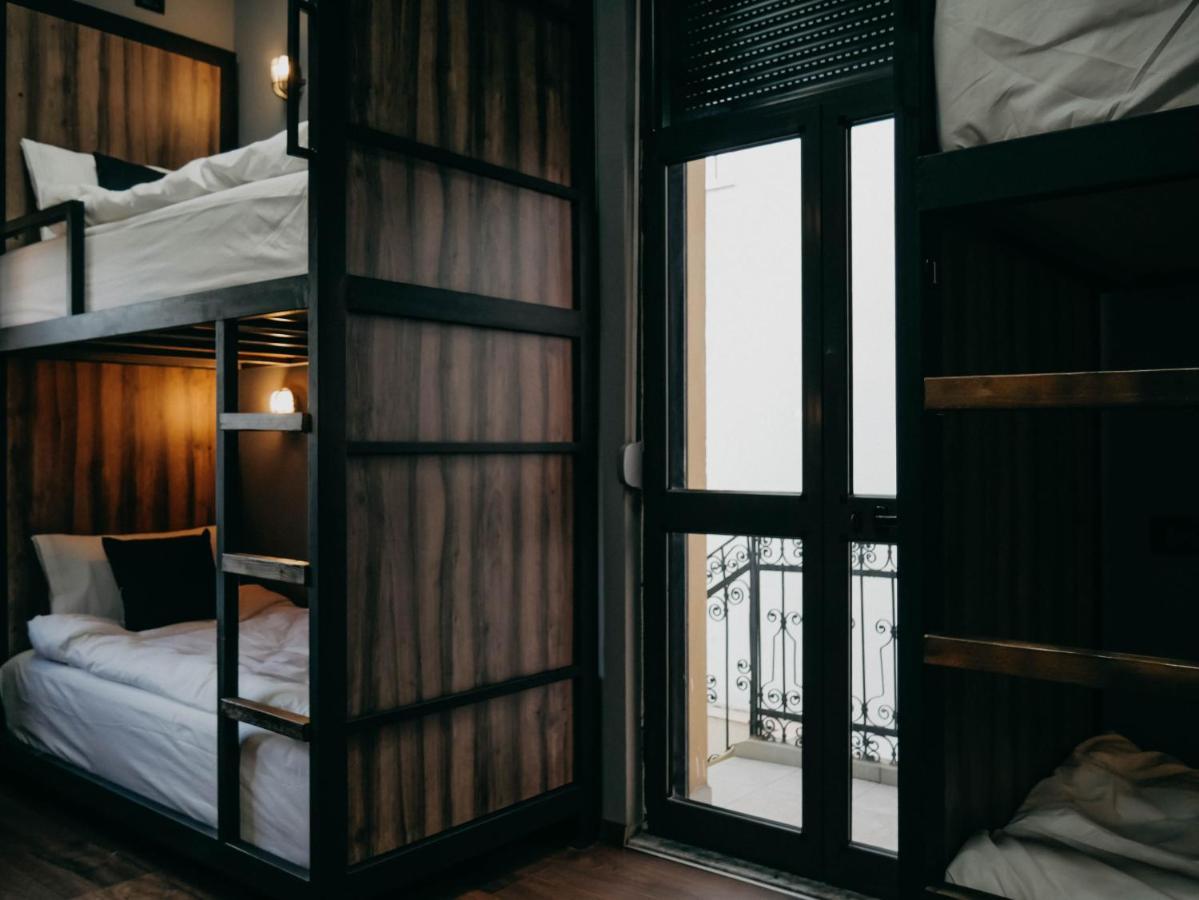 טיראנה The Maze Hostel מראה חיצוני תמונה