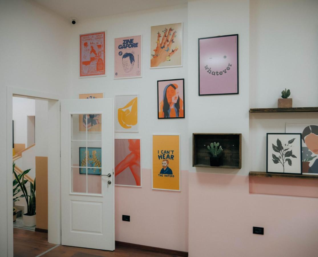 טיראנה The Maze Hostel מראה חיצוני תמונה