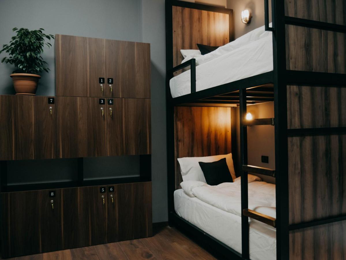 טיראנה The Maze Hostel מראה חיצוני תמונה