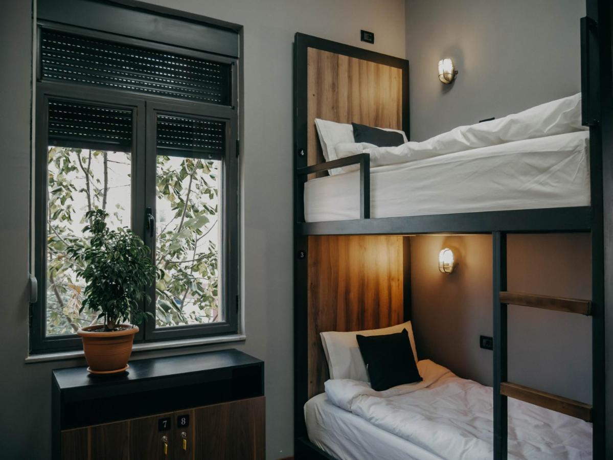 טיראנה The Maze Hostel מראה חיצוני תמונה