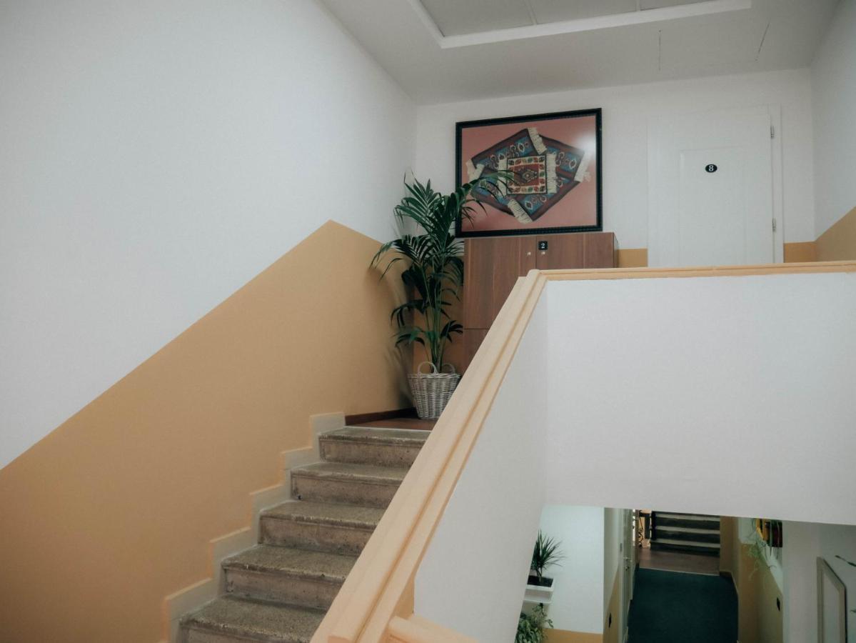 טיראנה The Maze Hostel מראה חיצוני תמונה