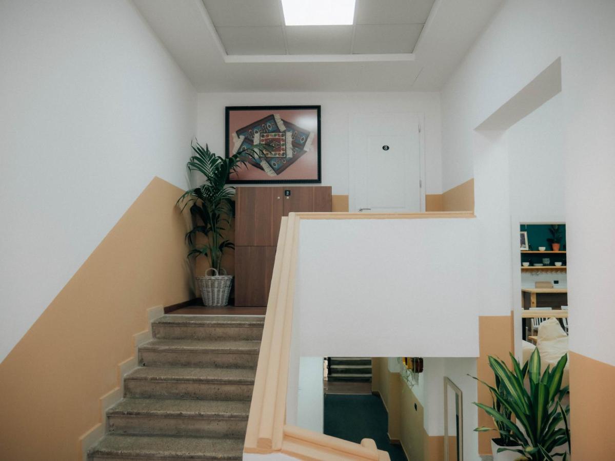 טיראנה The Maze Hostel מראה חיצוני תמונה