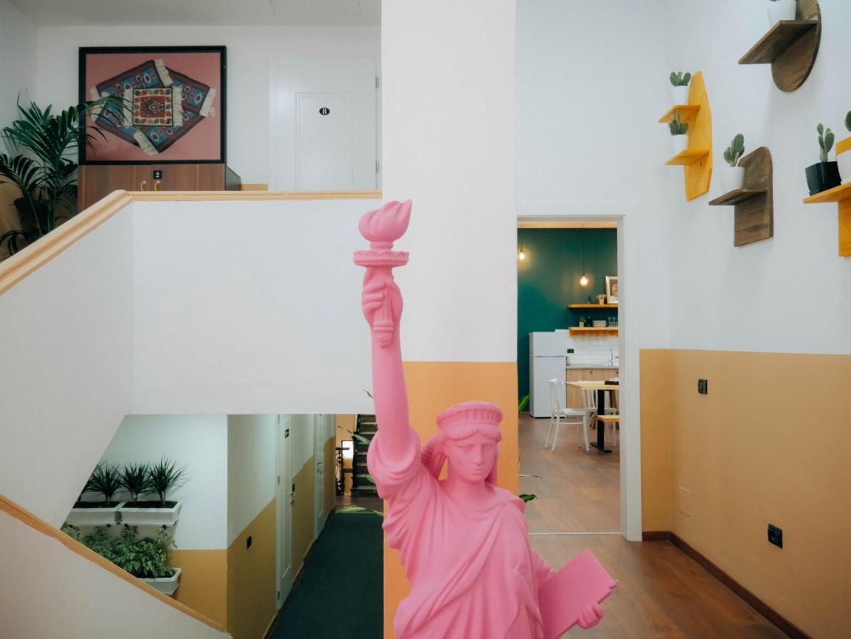 טיראנה The Maze Hostel מראה חיצוני תמונה