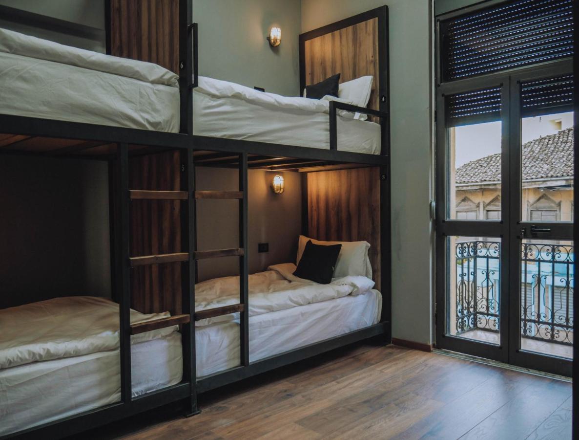 טיראנה The Maze Hostel מראה חיצוני תמונה