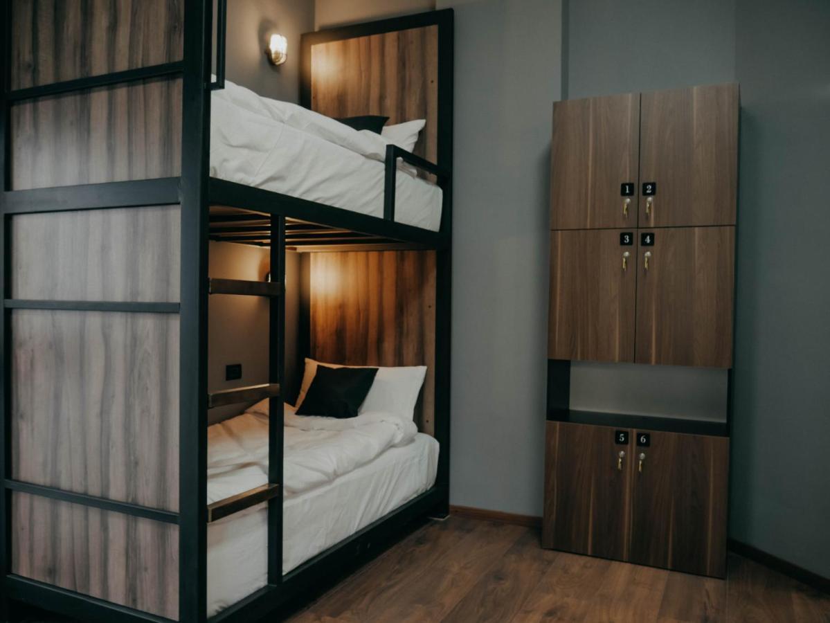 טיראנה The Maze Hostel מראה חיצוני תמונה