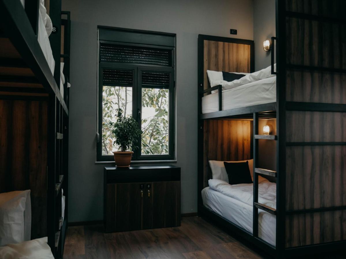 טיראנה The Maze Hostel מראה חיצוני תמונה